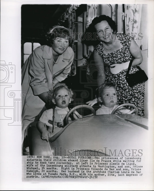 1952 Press Photo Luxembourg Princesses Alexis de Ligne & Princess Yolande de Bar - Historic Images