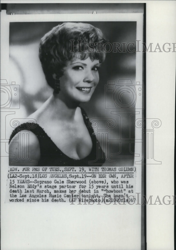 1967 Wire Photo Soprano Gale Sherwood makes her Debut in "Showboat"at L.A.-Historic Images