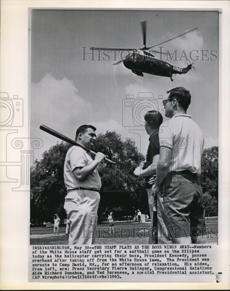 1963 Press Photo Press Sec Pierre Salinger &amp; other staff play softball game - Historic Images