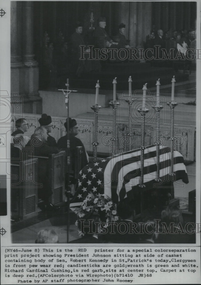 1968 Press Photo Pres Nixon next to Sen Robert Kennedy casket in St Patrick&#39;s - Historic Images