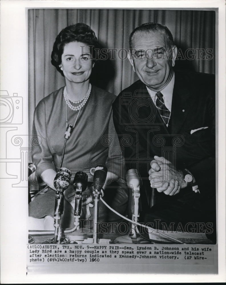 1960 Press Photo Sen Lyndon Johnson &amp; wife Ladybird a happy pair - Historic Images