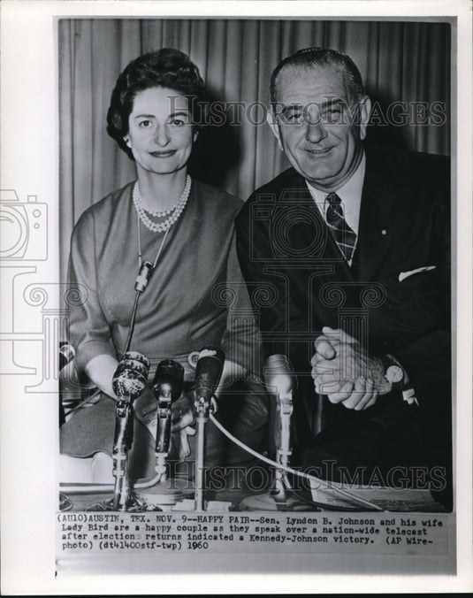 1960 Press Photo Sen Lyndon Johnson & wife Ladybird a happy pair - Historic Images
