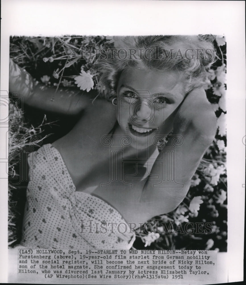 1951 Press Photo Film starlet Betsy von Furnstenberg - Historic Images