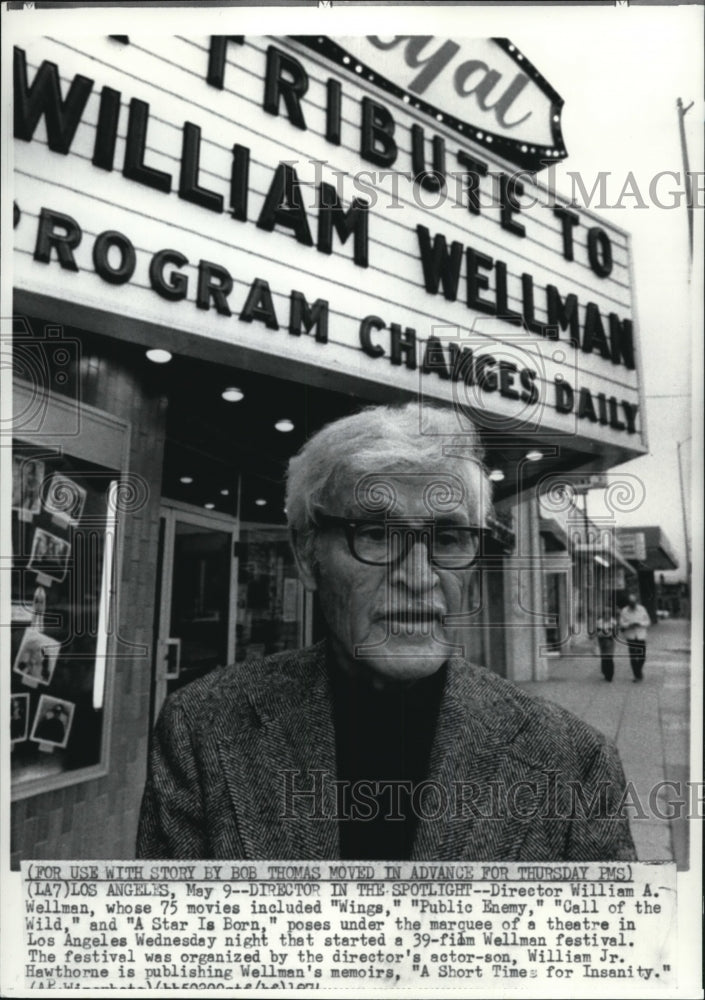 1974 Press Photo Director William A.Wellman in Marquee of a theater in L.A. - Historic Images