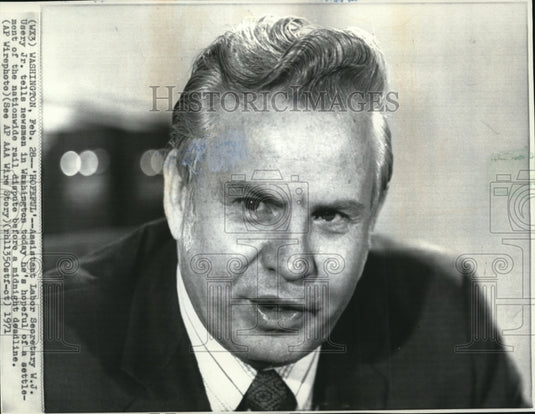 1971 Press Photo Asst Labor Sec WJ Usery Jr hopeful on nationwide rail dispute - Historic Images
