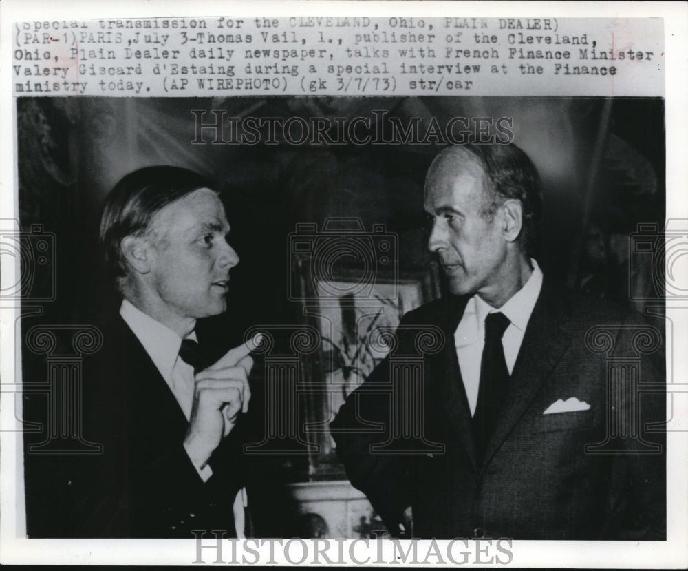 1973 Press Photo Publisher Thomas Vail &amp; French Finance Minister Valery Giscard - Historic Images