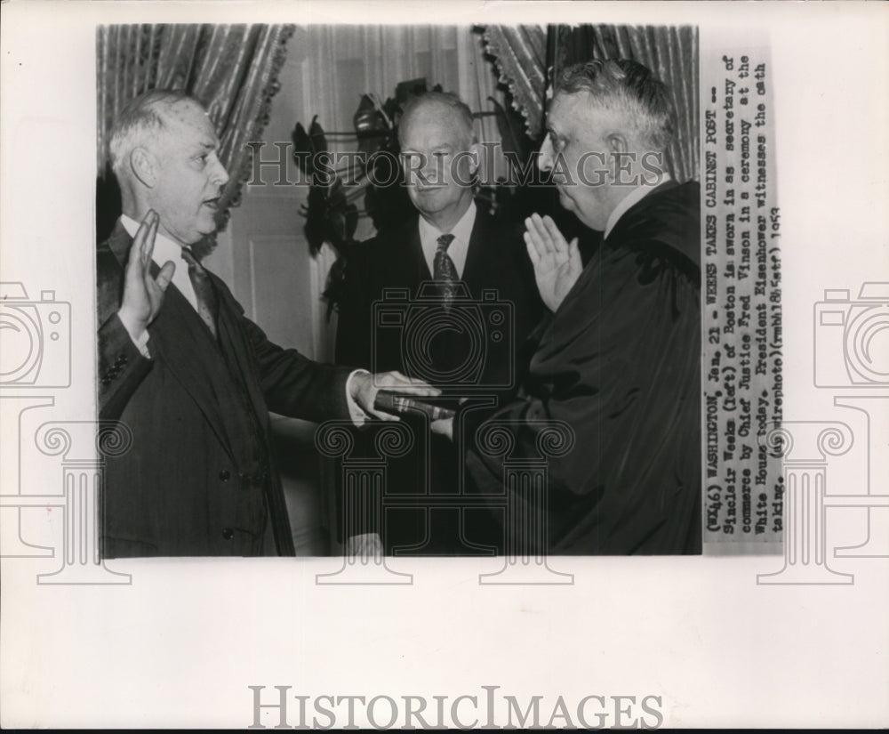 1953 Press Photo Sec. Sinclair Weeks, Fred Vinson and Pres. Eisenhower - Historic Images