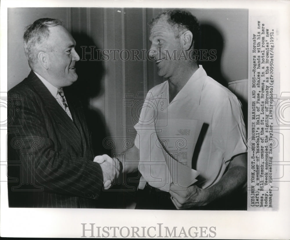 1951 Press Photo Rogers Hornsby of baseball with Bill Veeck of St. Louis Browns - Historic Images