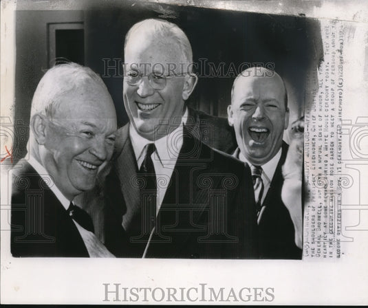 1964 Press Photo Pres. Eisenhower & Gen. Brownell in Exec. Mansion Rose Garden - Historic Images