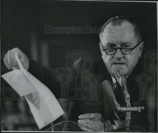 1967 Press Photo Ungvary urges Congress for aid for riot control equipment - Historic Images