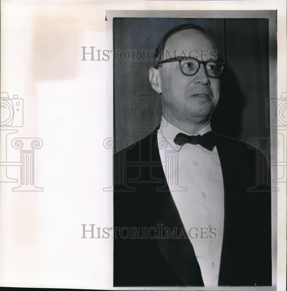 1964 Press Photo Schlesinger Jr. resigns White House adviser &amp; plans to write - Historic Images