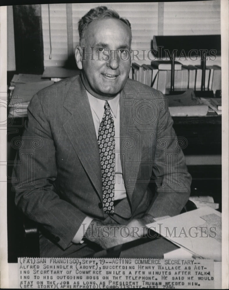 1946 Press Photo Schindler as Acting Commerce Secretary of  President Truman - Historic Images