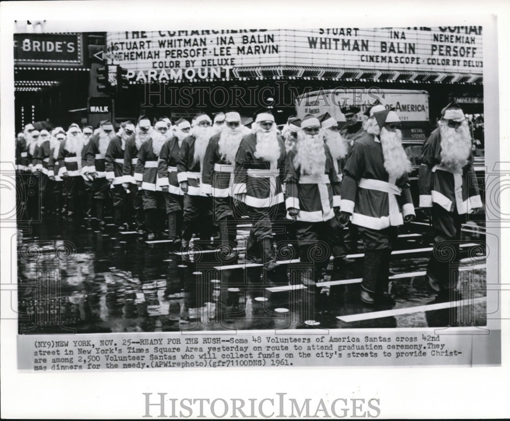 1961 Press Photo The Santa volunteers to attend the graduation ceremony - Historic Images