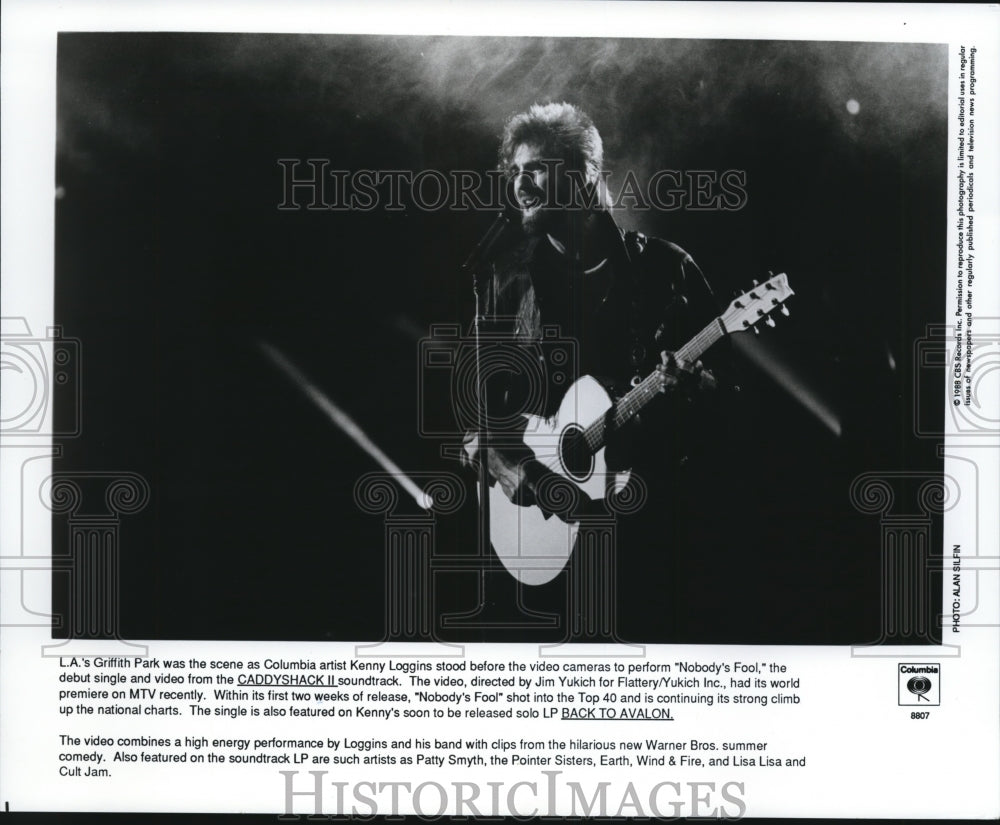 1988 Press Photo L.A&#39;s Griffith Park was the scene as Columbia artist Kenny - Historic Images