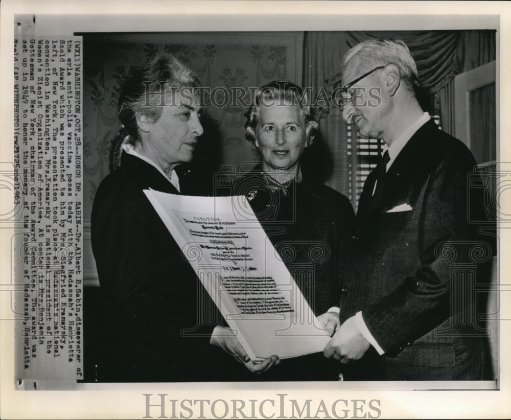 1963 Wire Photo Dr. Albert B. Sabin, discoverer of the orla anti-polio vaccine, - Historic Images