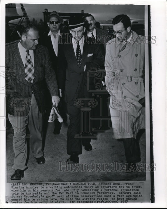 1957 Press Photo Frank Sinatra in Los Angeles after abruptly cancelling his tour - Historic Images