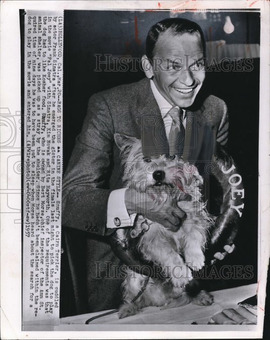 1957 Press Photo Frank Sinatra selects Snuffy to be in the movie Pal Joey - Historic Images
