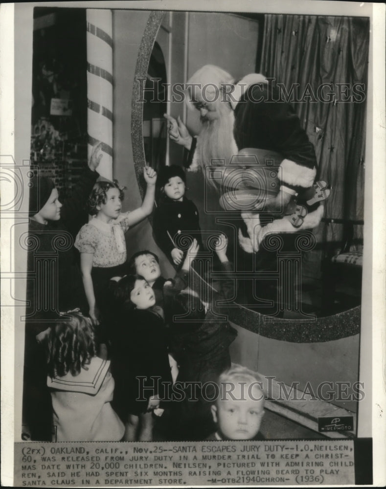 1961 Press Photo Neilsen was released from jury duty to be Santa Claus - Historic Images