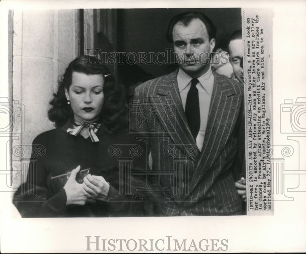 1949 Press Photo Prince Aly Khan with his actress wife, Rita Hayworth - Historic Images