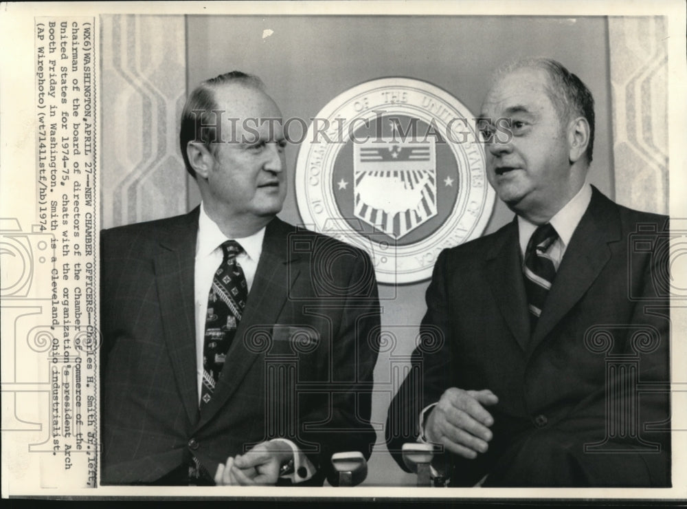 1974 Press Photo Chamber officers, Charles Smith Jr. with Arch Booth - Historic Images