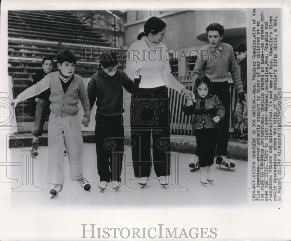 1953 Press Photo Mrs. Charles Chaplin, wife of the comedian Charlie &amp; children - Historic Images