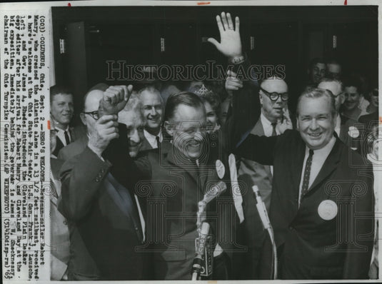 1965 Press Photo Senator Frank Lausche, Robert Manry and Gov. James Rhodes - Historic Images
