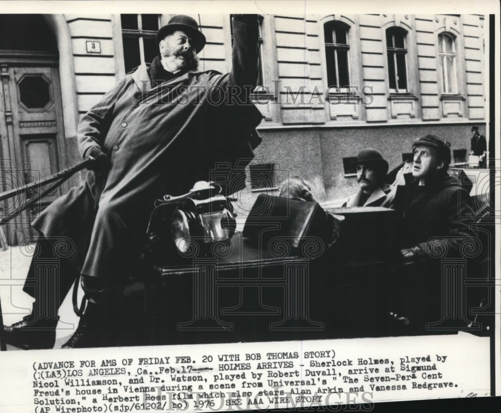 1976 Press Photo Nicol Williamson & Robert Duvall in The Seven Percent Solution - Historic Images