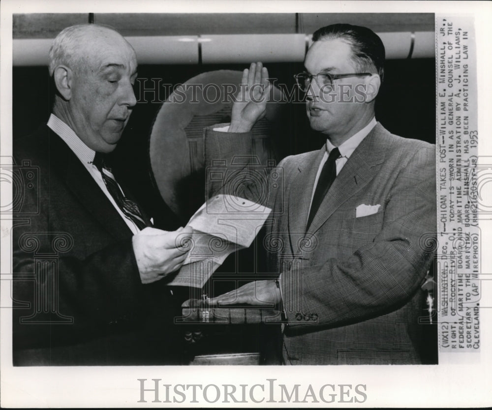 1953 Press Photo William E. Minshall sworn in as general counsel of the federal - Historic Images