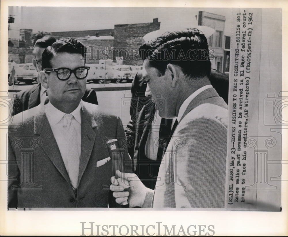 1962 Press Photo Billie Sol Estes face his creditors in El Paso, Texas - Historic Images