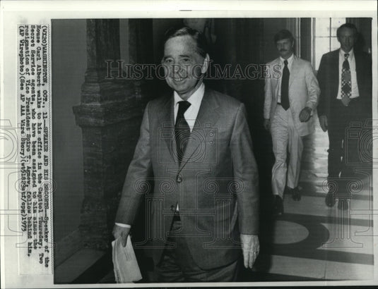 1973 Press Photo Speaker of the House Carl Albert w/ 2 Secret Service agents - Historic Images