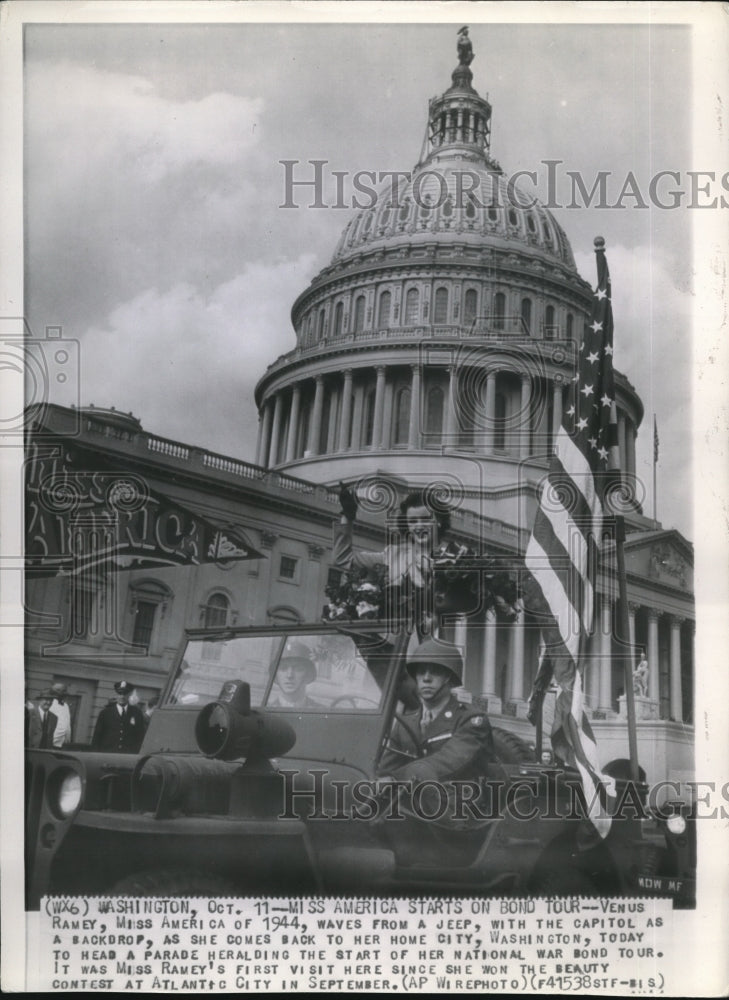 1944 Press Photo Venus Ramey, Miss America 1944  start National Bond Tour in WA - Historic Images