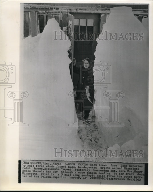 1962 Wire Photo Snow Canyon from Lake Superior in Minnesota Point homes - Historic Images
