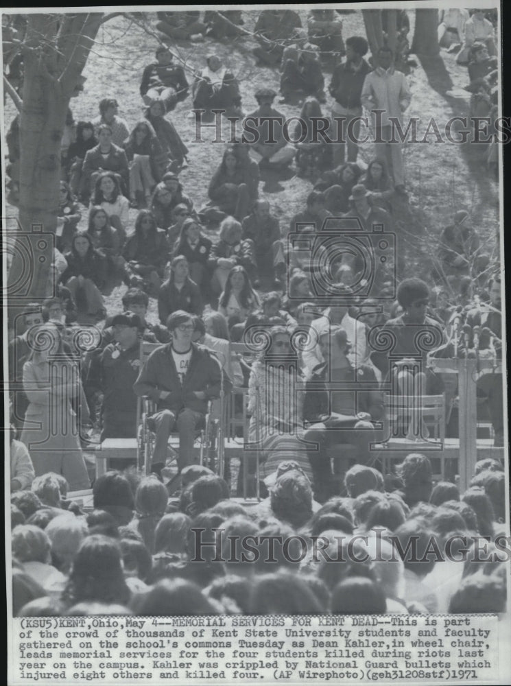 1971 Press Photo Kent State University students and faculty gathered - Historic Images