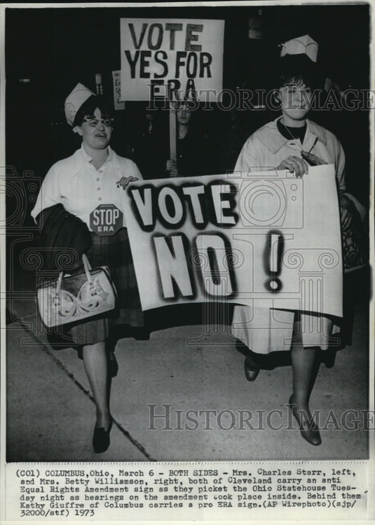 1973 Press Photo Mrs. Charles Starr & Mrs. Betty Williamson - Historic Images