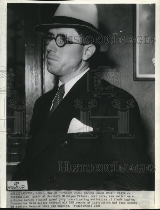 1936 Press Photo Floyd J.Reithmiller Guard at Southern Michigan Prison - Historic Images