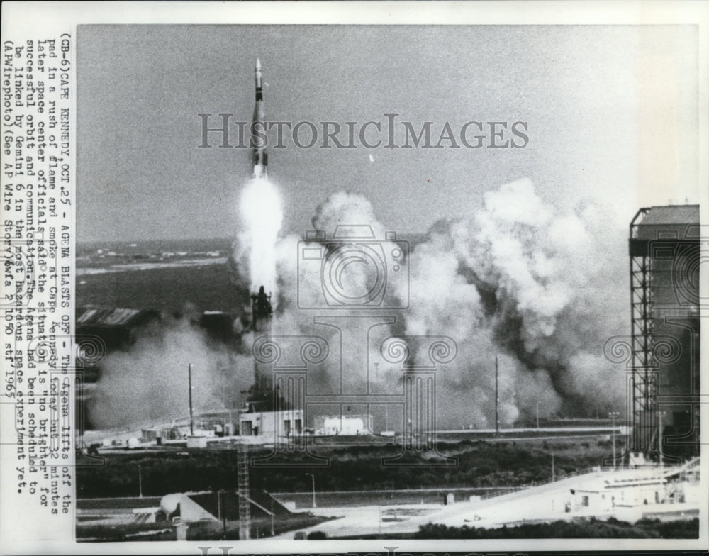 1965 Press Photo The Aginas it lifts off the pad at Cape Kennedy - Historic Images