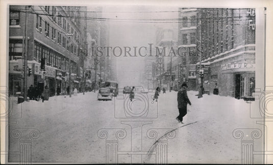 1964 Press Photo The Liberty Avenue with 18 inch snow fall hit - Historic Images