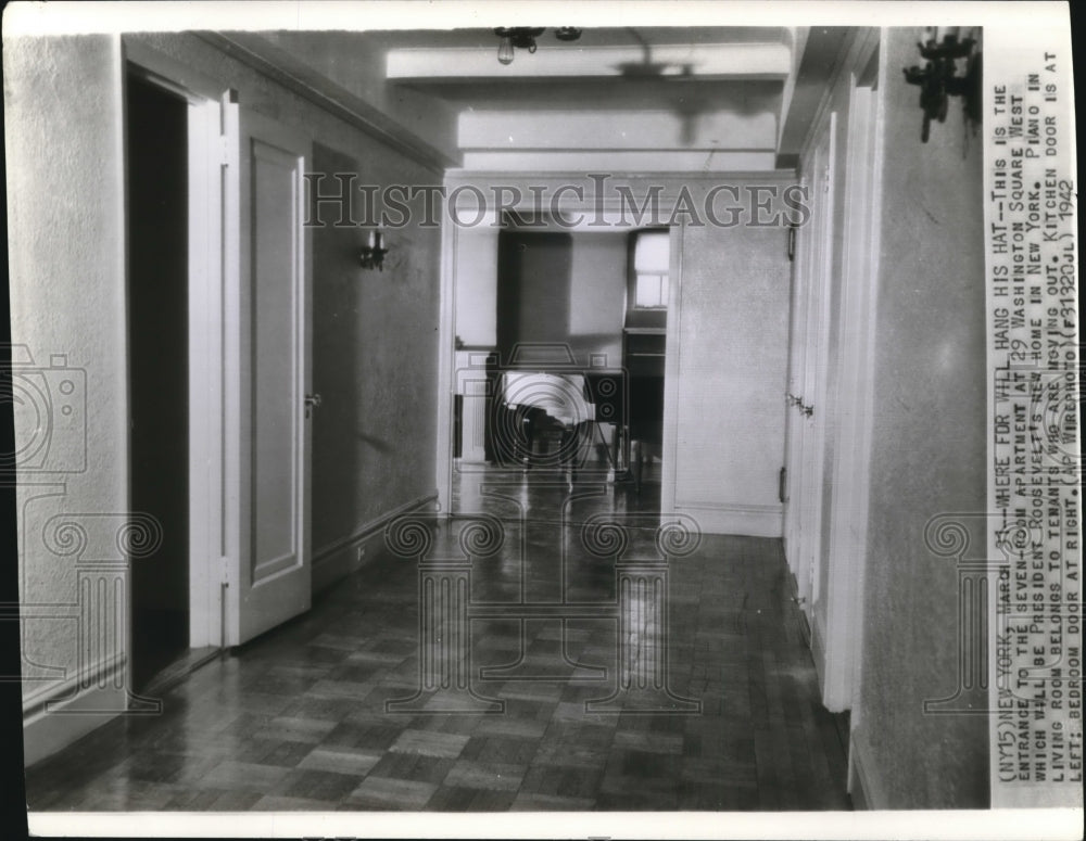 1942 Wire Photo This is the entrance to the seven-room apartment at 29 - Historic Images