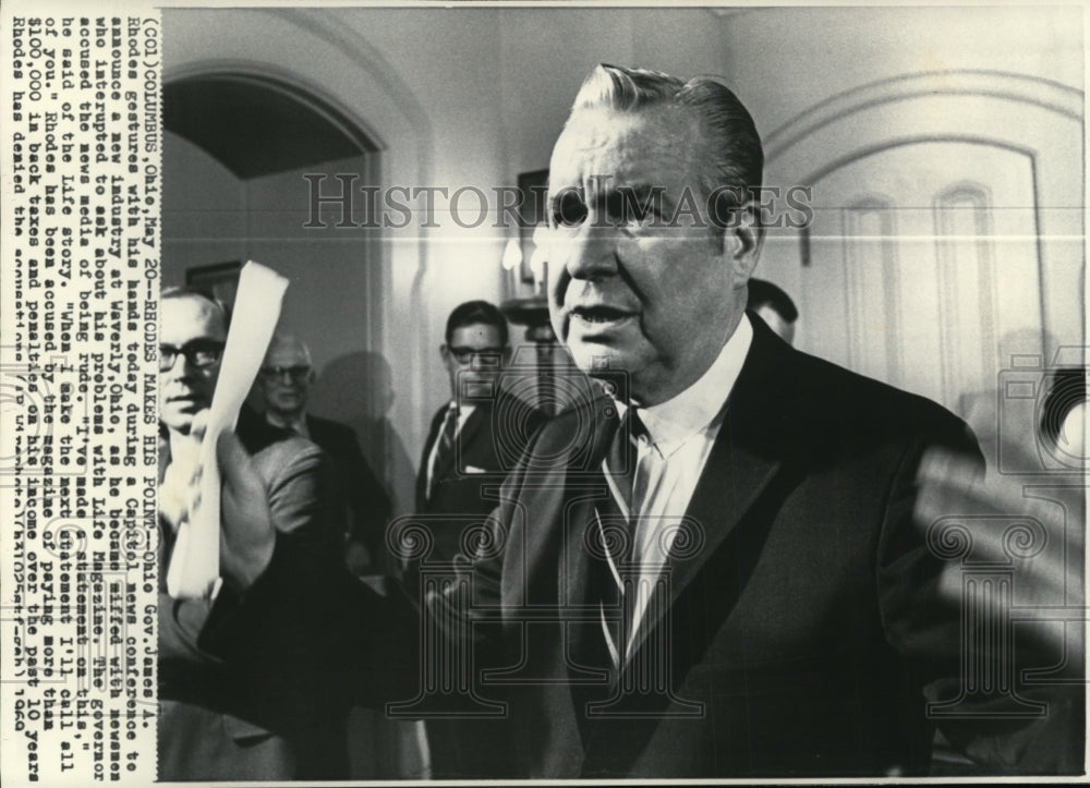 1969 Press Photo Ohio Gov. James A. Rhodes gestures with his hands during a - Historic Images