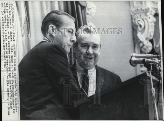1969 Press Photo Gov. Rhodes delivers State-of-State address in Columbus - Historic Images