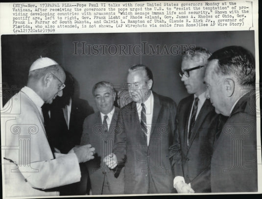 1969 Press Photo Pope Paul VI talks with 4 US Governors at Vatican - Historic Images