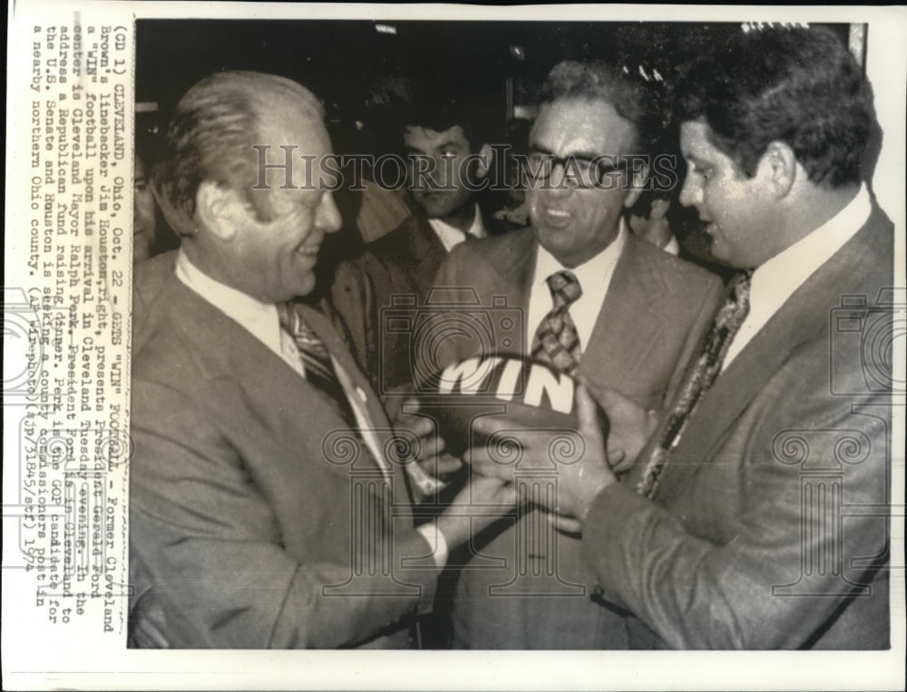 1974 Press Photo  Jim Houston Presents Pres.Gerald Ford a &quot;WIN&quot; Football - Historic Images