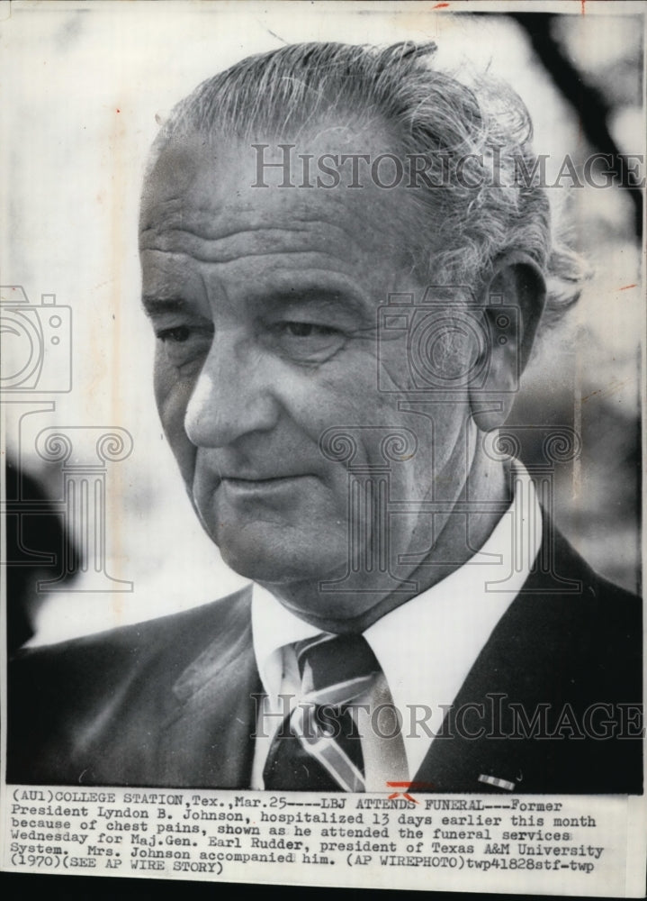 1970 Press Photo Former Pres. Lyndon B.Johnson Shown Attending Funeral Services - Historic Images