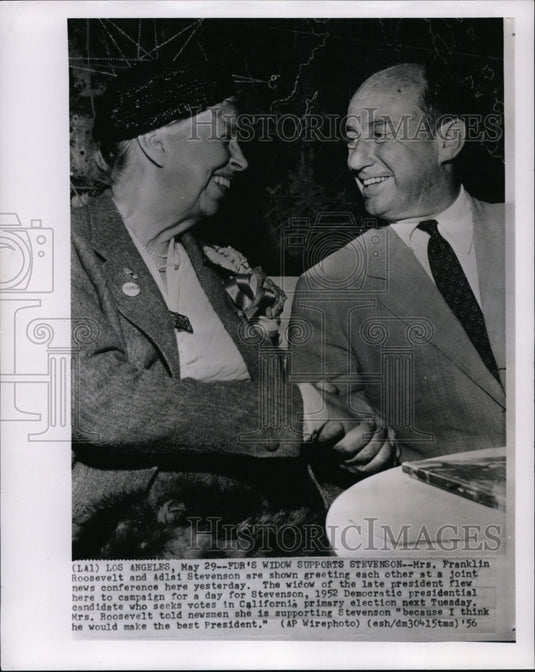 1956 Press Photo Mrs. Roosevelt & Stevenson greets each other at news conference - Historic Images