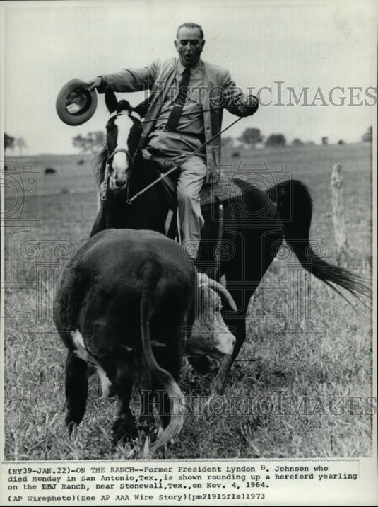 1973 Press Photo President Lyndon Johnson Riding a Horse at EBJ Ranch - Historic Images
