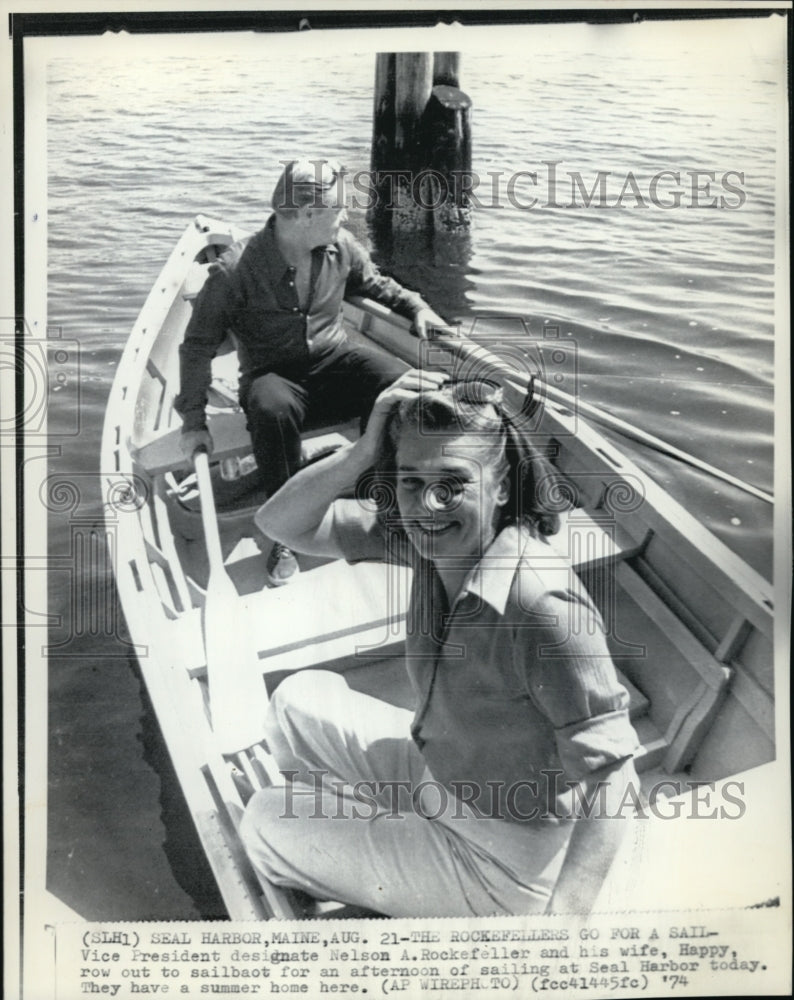 1974 Press Photo Vice President designate Nelson A. Rockefeller and his wife, - Historic Images