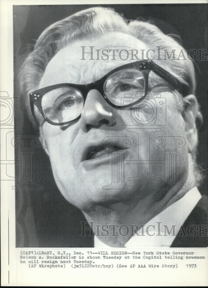 1973 Press Photo New York State Gov Nelson Rockefeller at Capitol on resignation - Historic Images