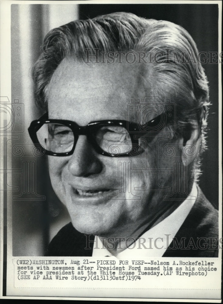 1974 Press Photo Nelson Rockefeller meets newsmen after Pres Ford named him - Historic Images