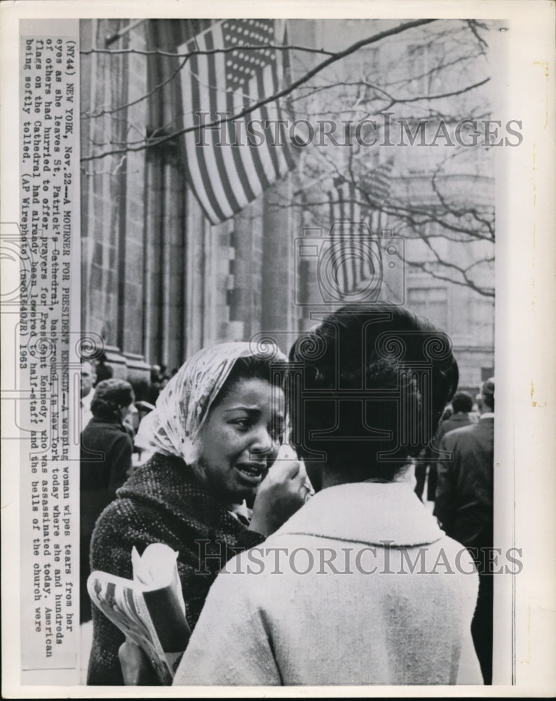 1963 Wire Photo Weeping woman for Pres Kennedy at St Patrick&#39;s Cathedral - Historic Images