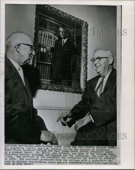 1963 Press Photo Dr. Nolle & Jackson swap yarns about president's college days - Historic Images